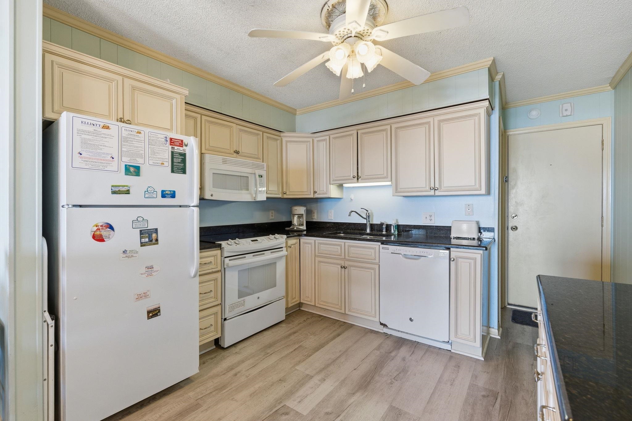 6000 N Ocean Blvd. Unit: 208