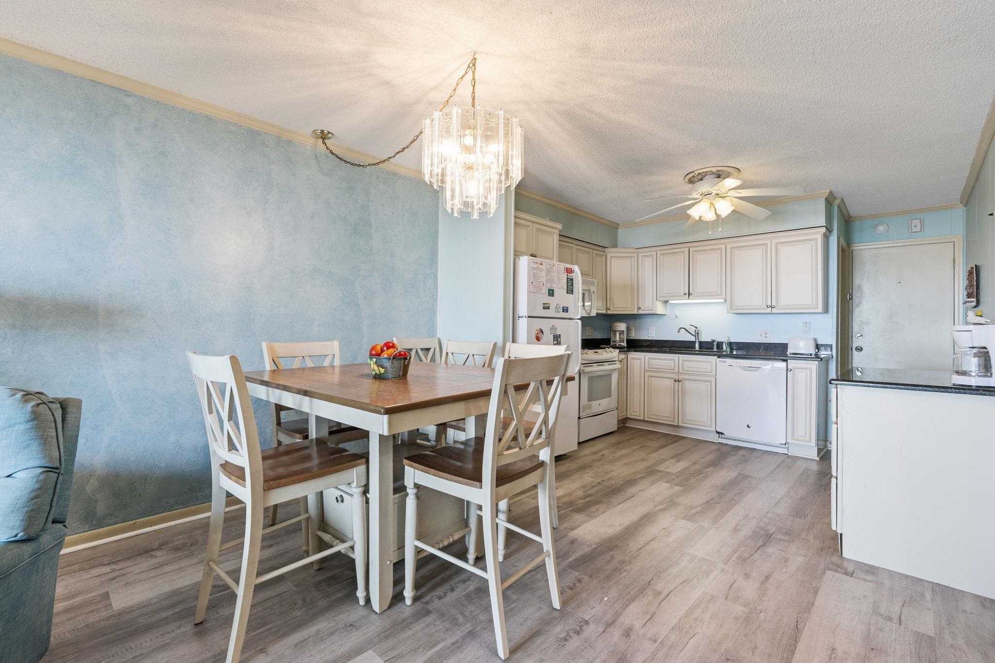 6000 N Ocean Blvd. Unit: 208