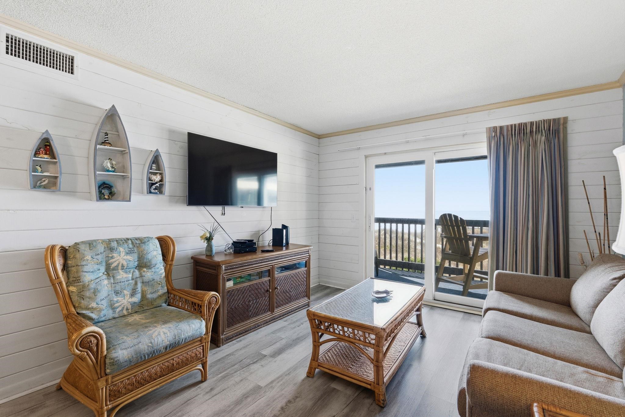 6000 N Ocean Blvd. Unit: 208