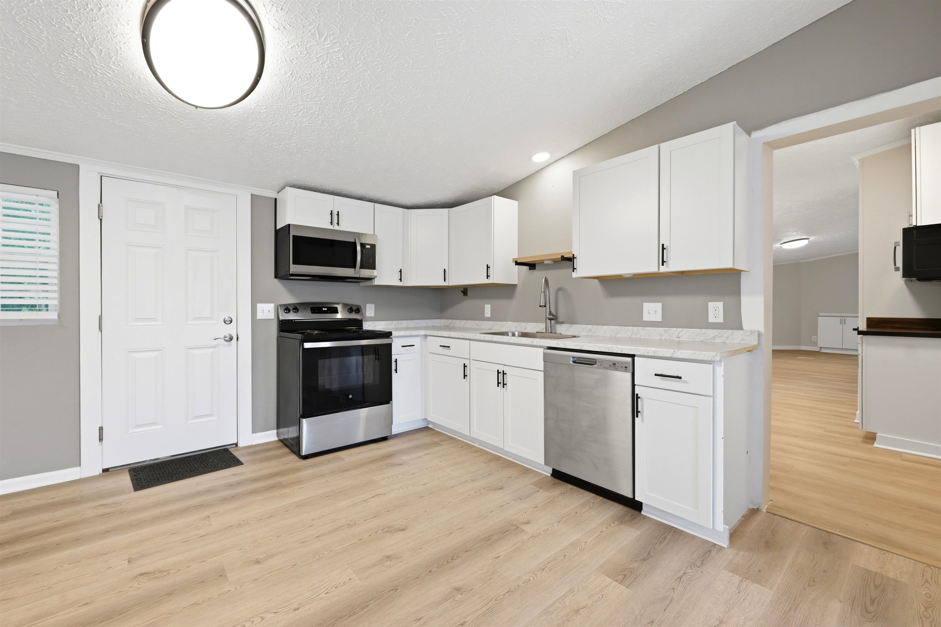 1037 Weslin Creek Dr.