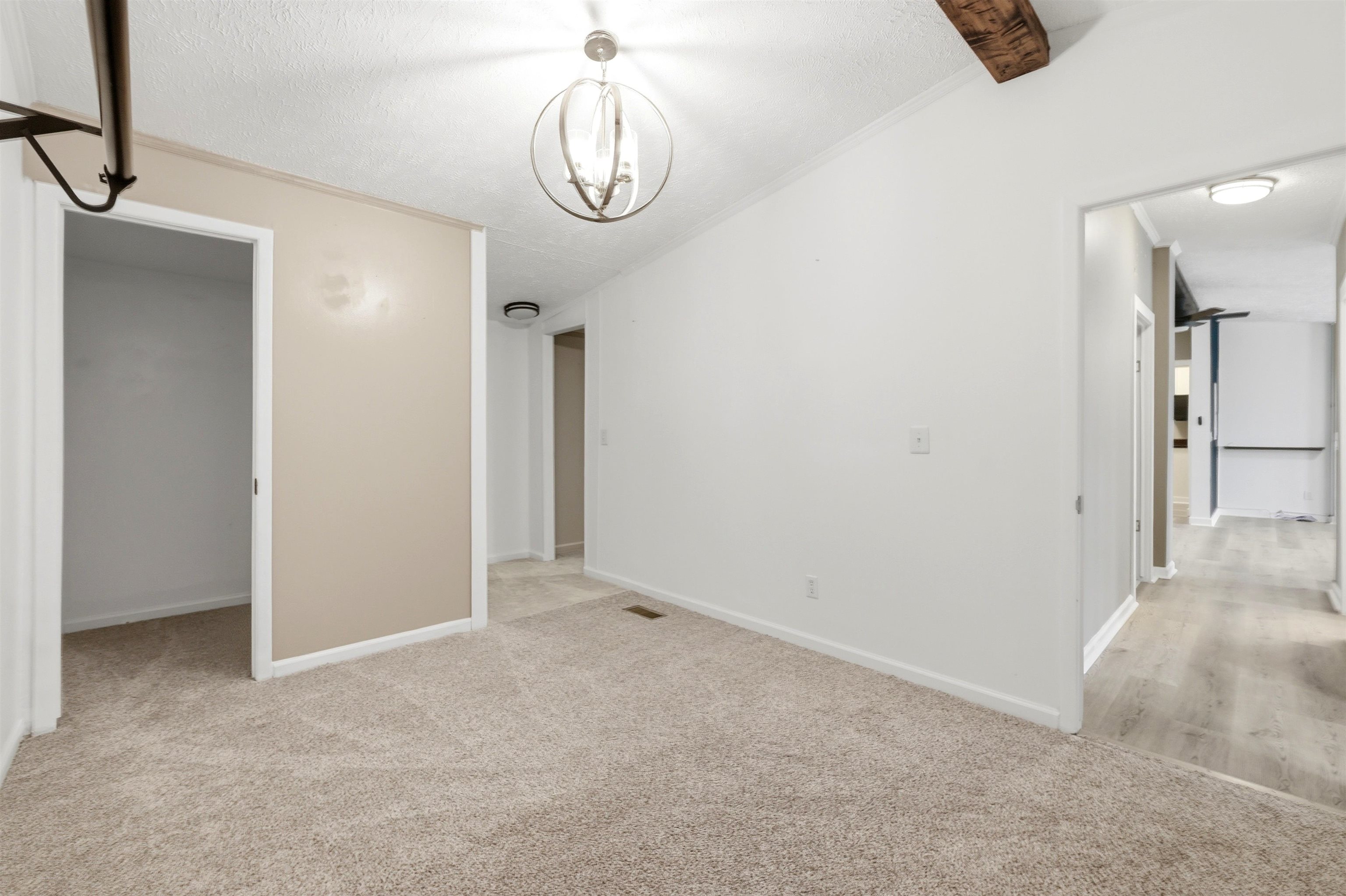 1037 Weslin Creek Dr.