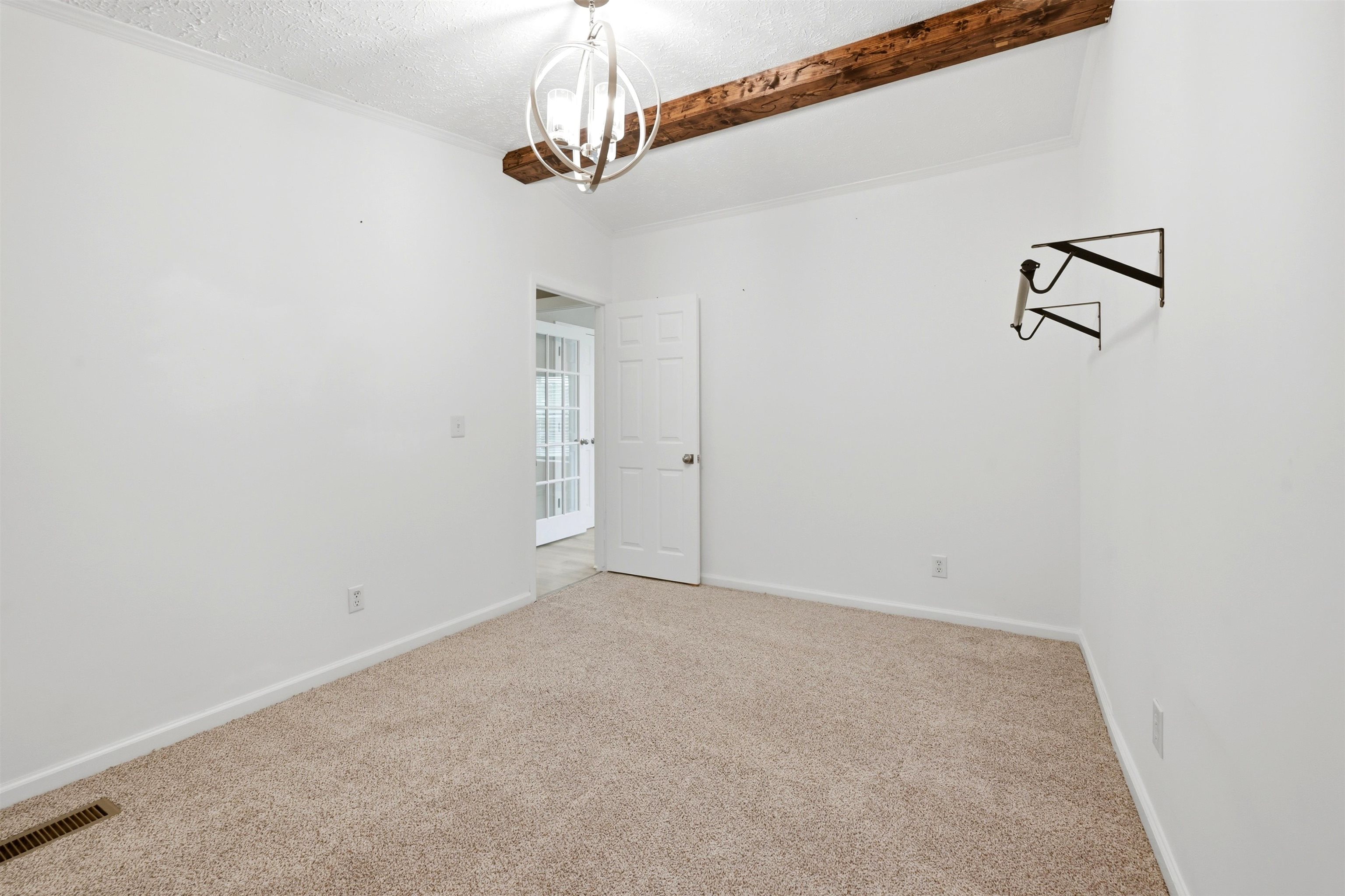 1037 Weslin Creek Dr.