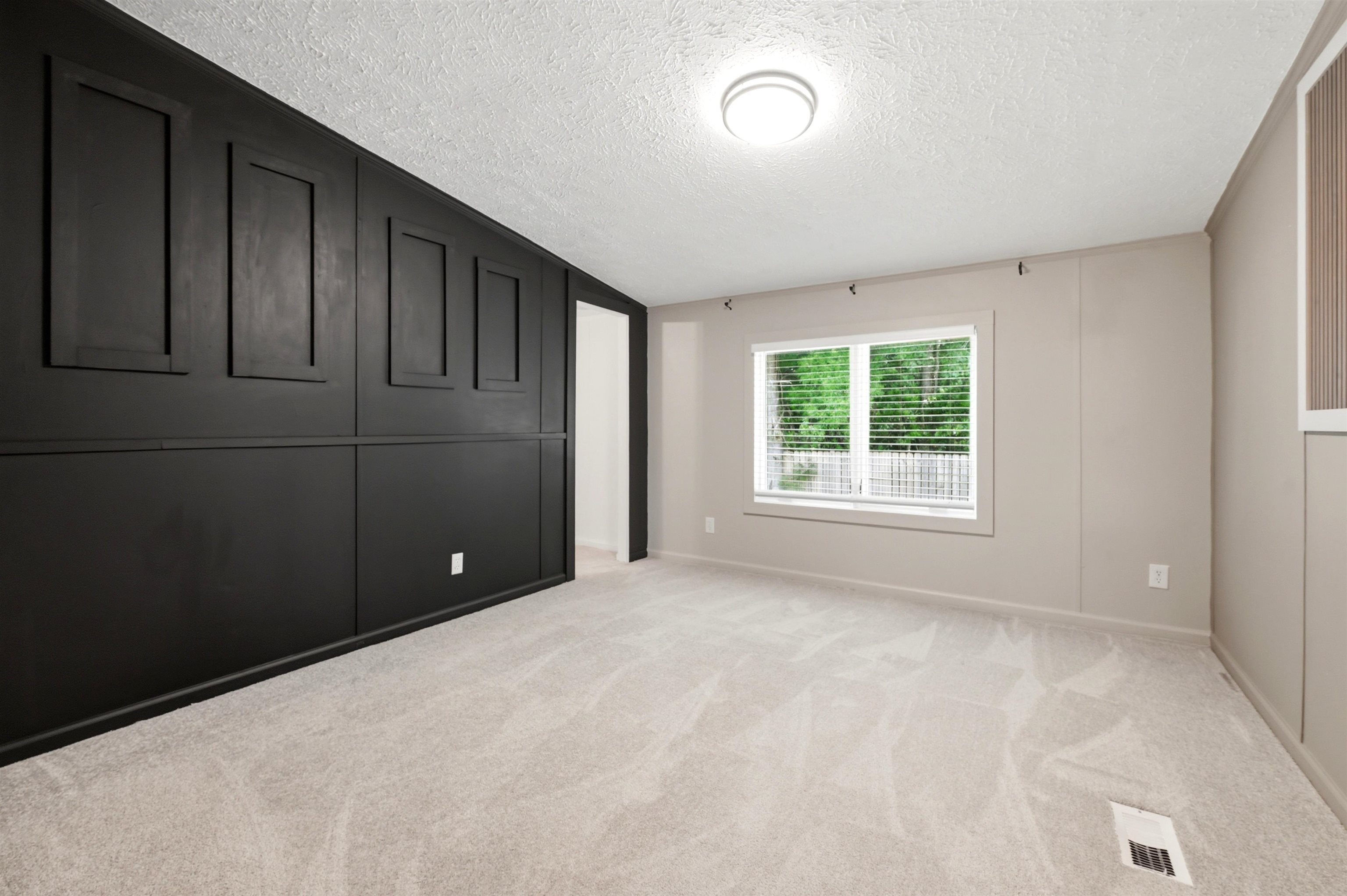 1037 Weslin Creek Dr.