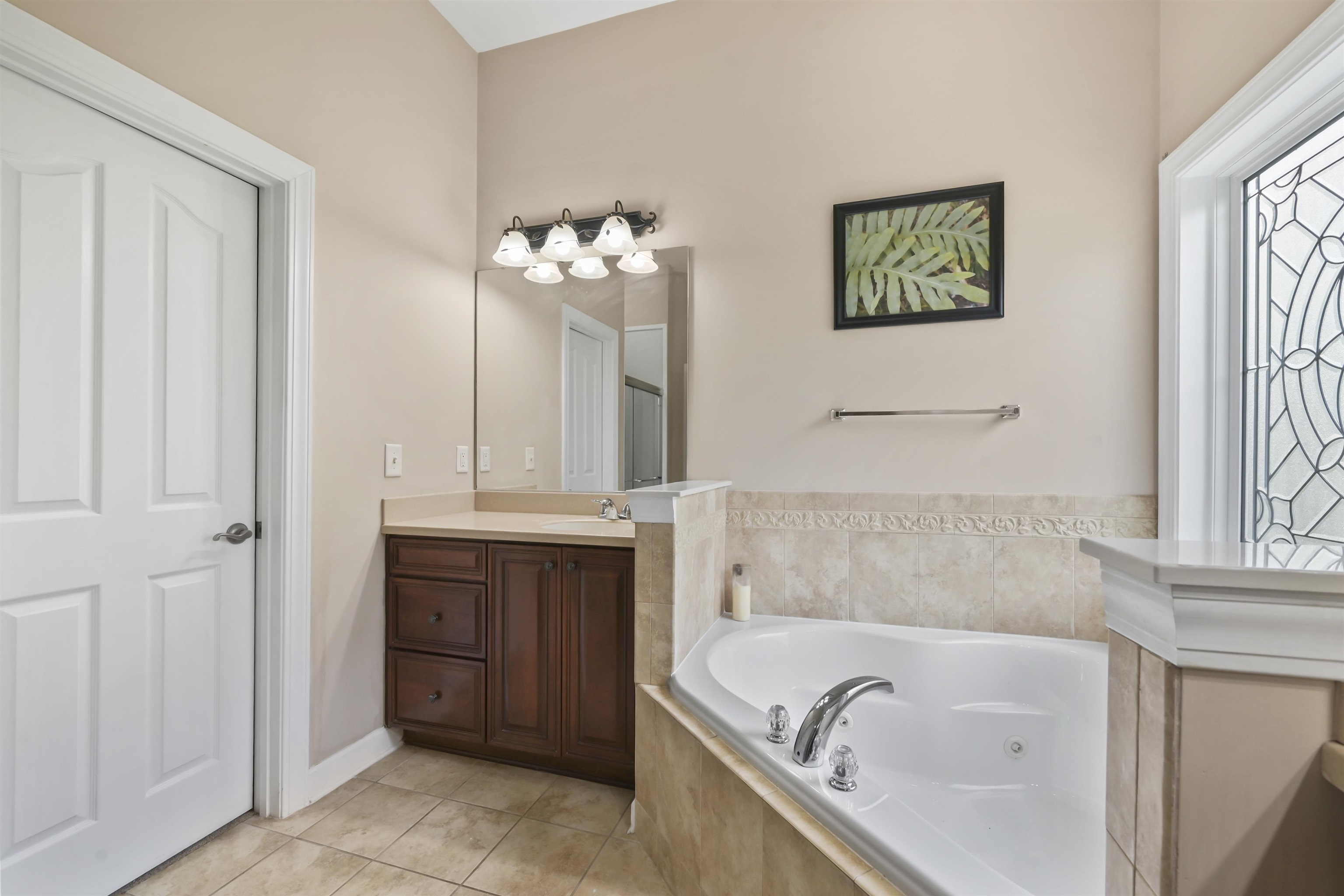499 Trestle Way