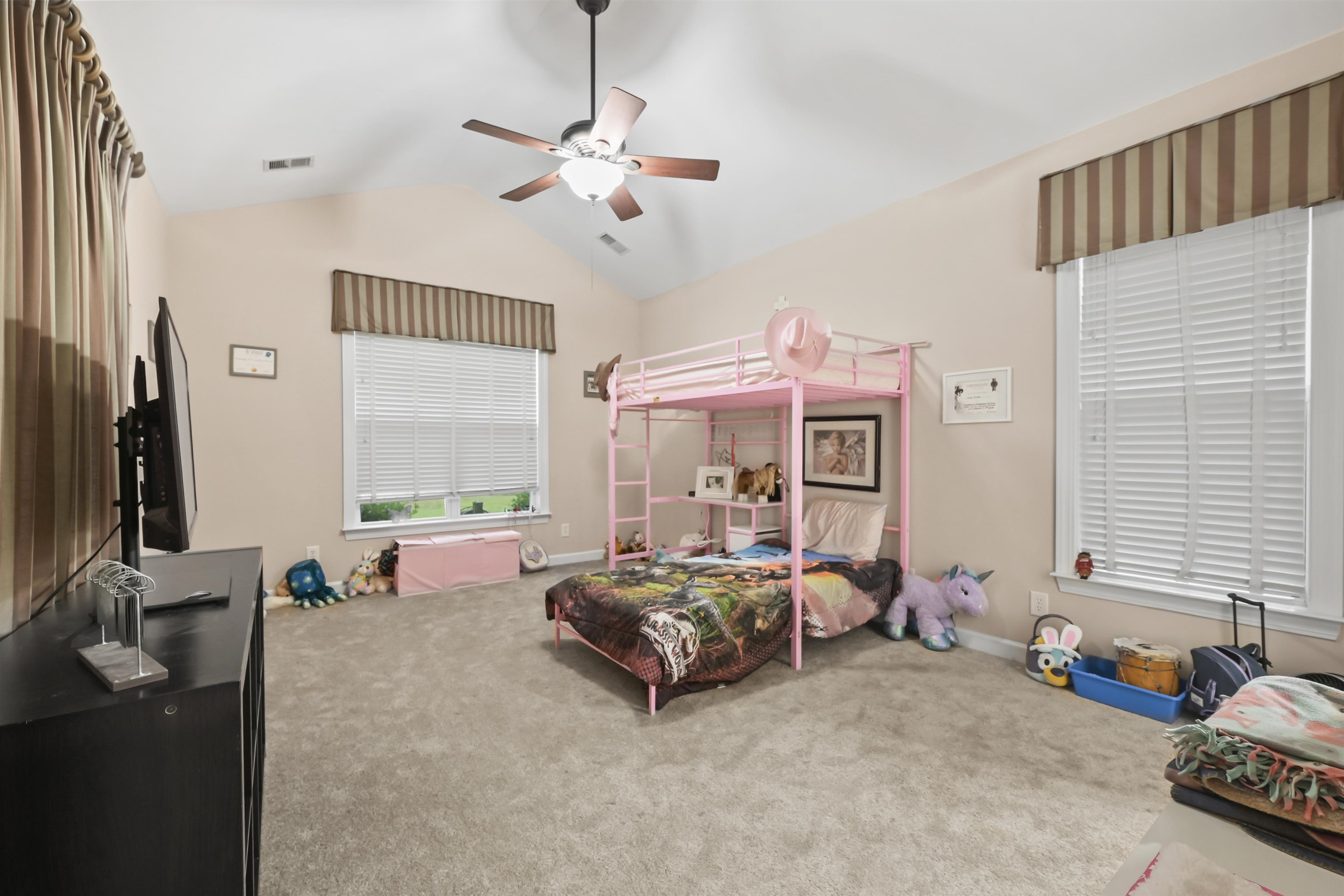 499 Trestle Way