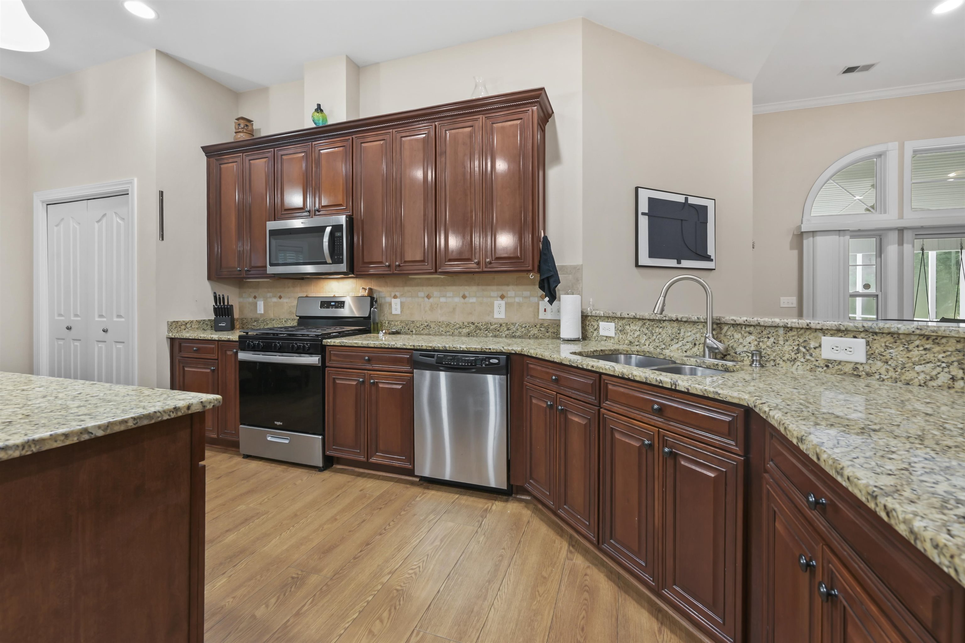 499 Trestle Way