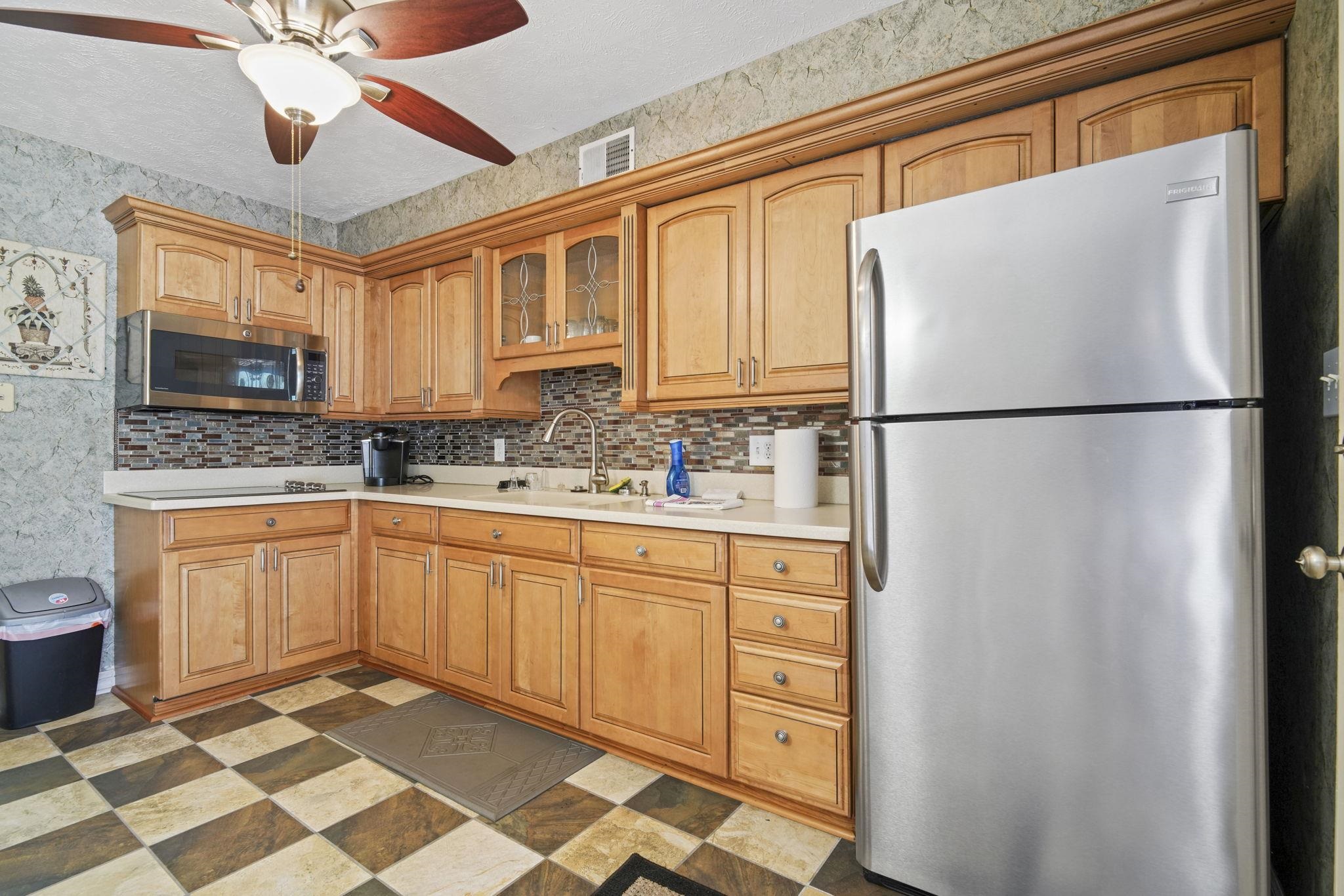 409 28th Ave. S Unit: 4
