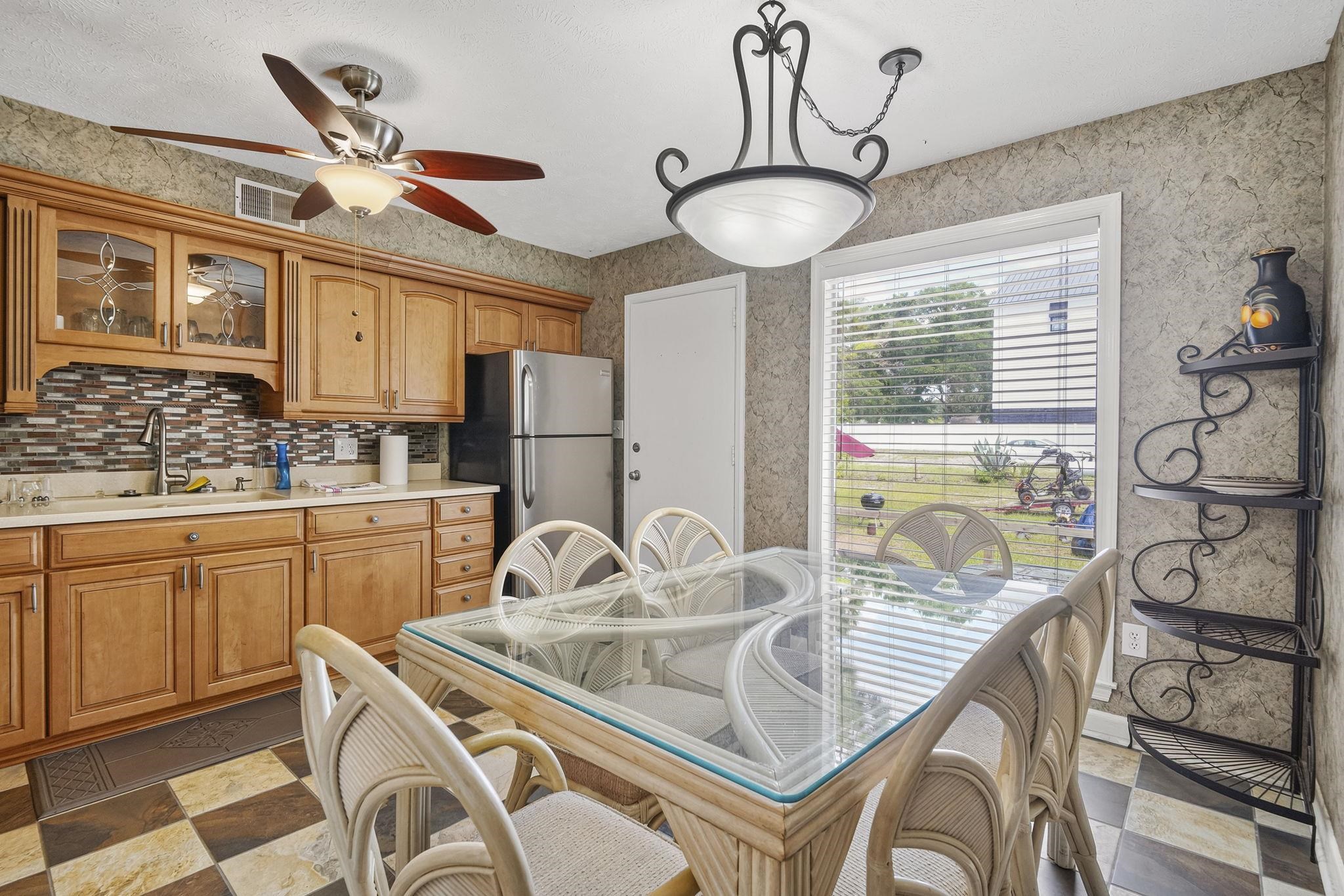 409 28th Ave. S Unit: 4