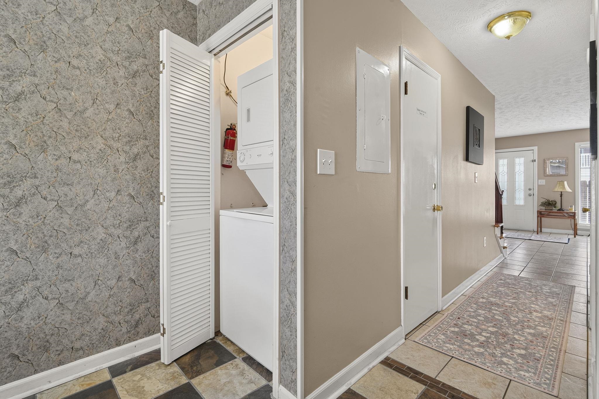 409 28th Ave. S Unit: 4