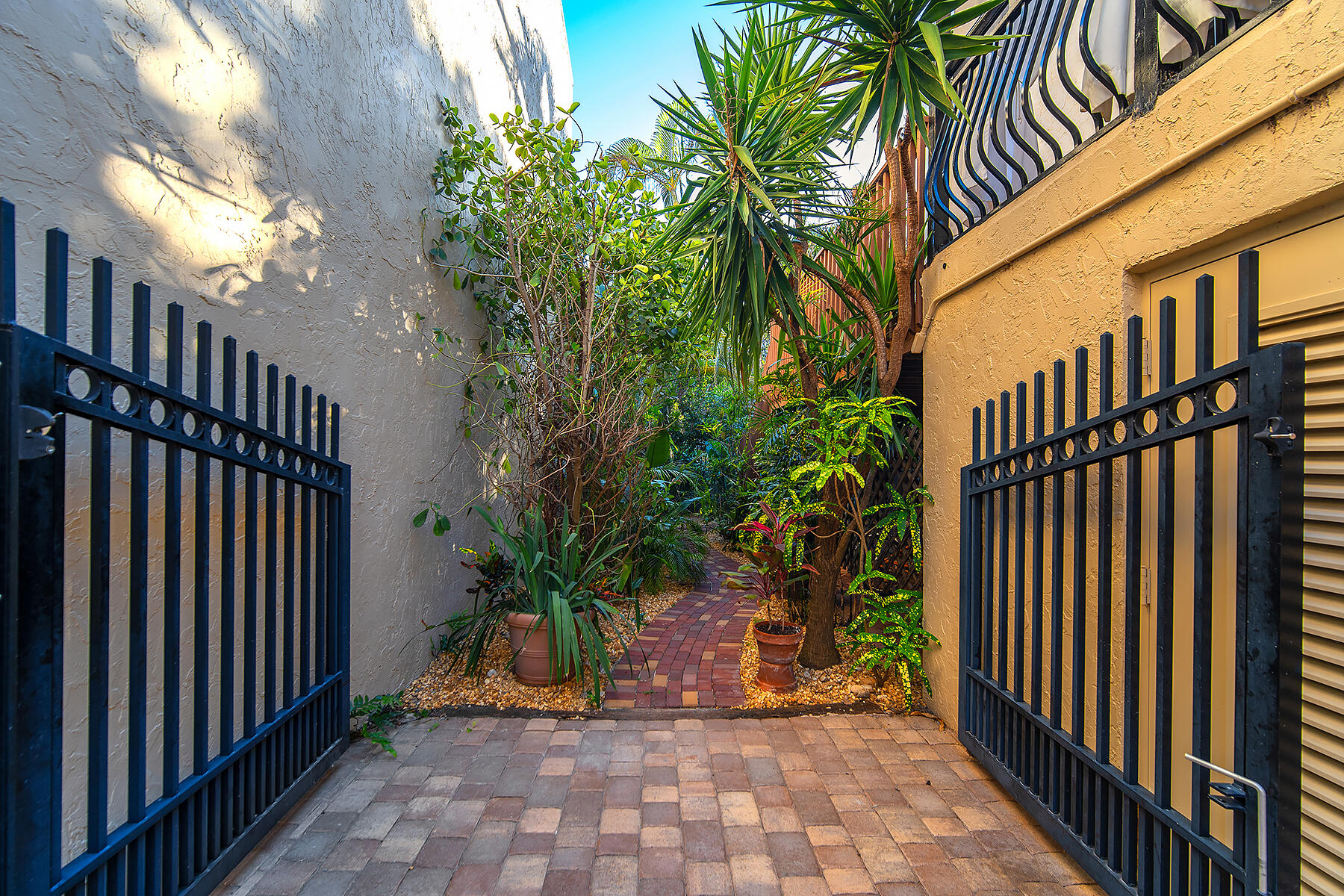 1616 Atlantic Boulevard Unit: 5