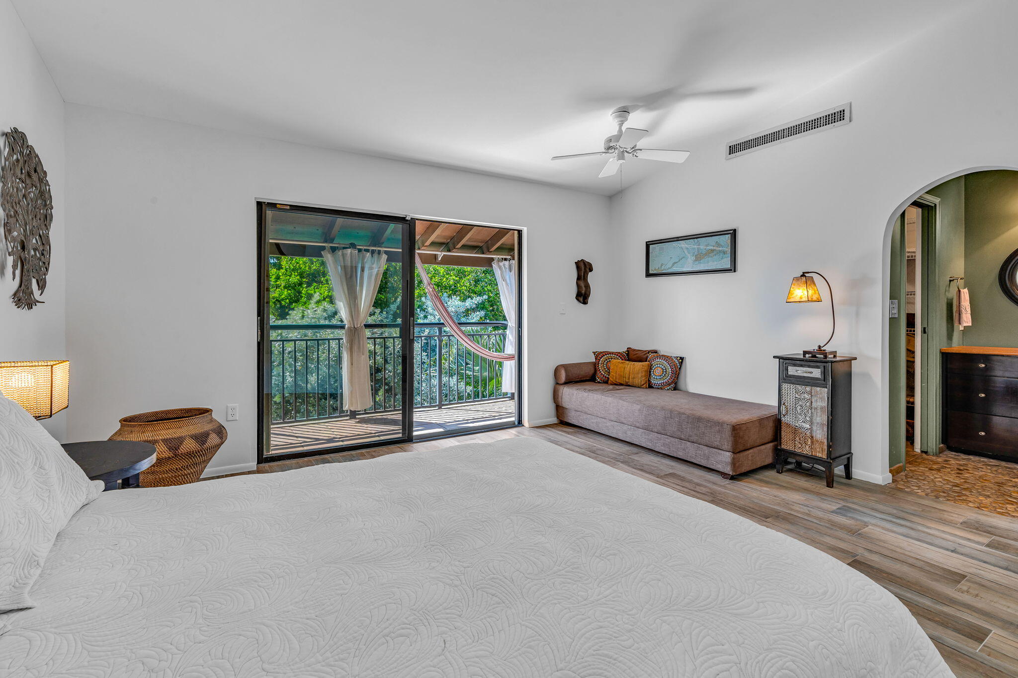 1616 Atlantic Boulevard Unit: 5