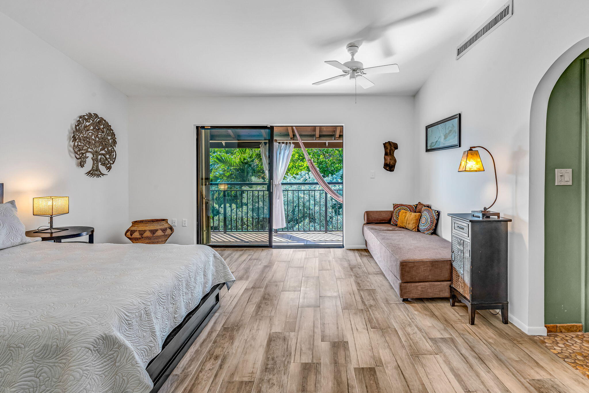 1616 Atlantic Boulevard Unit: 5