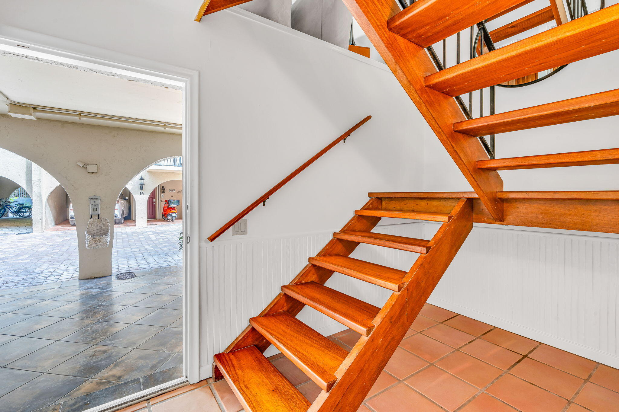 1616 Atlantic Boulevard Unit: 5