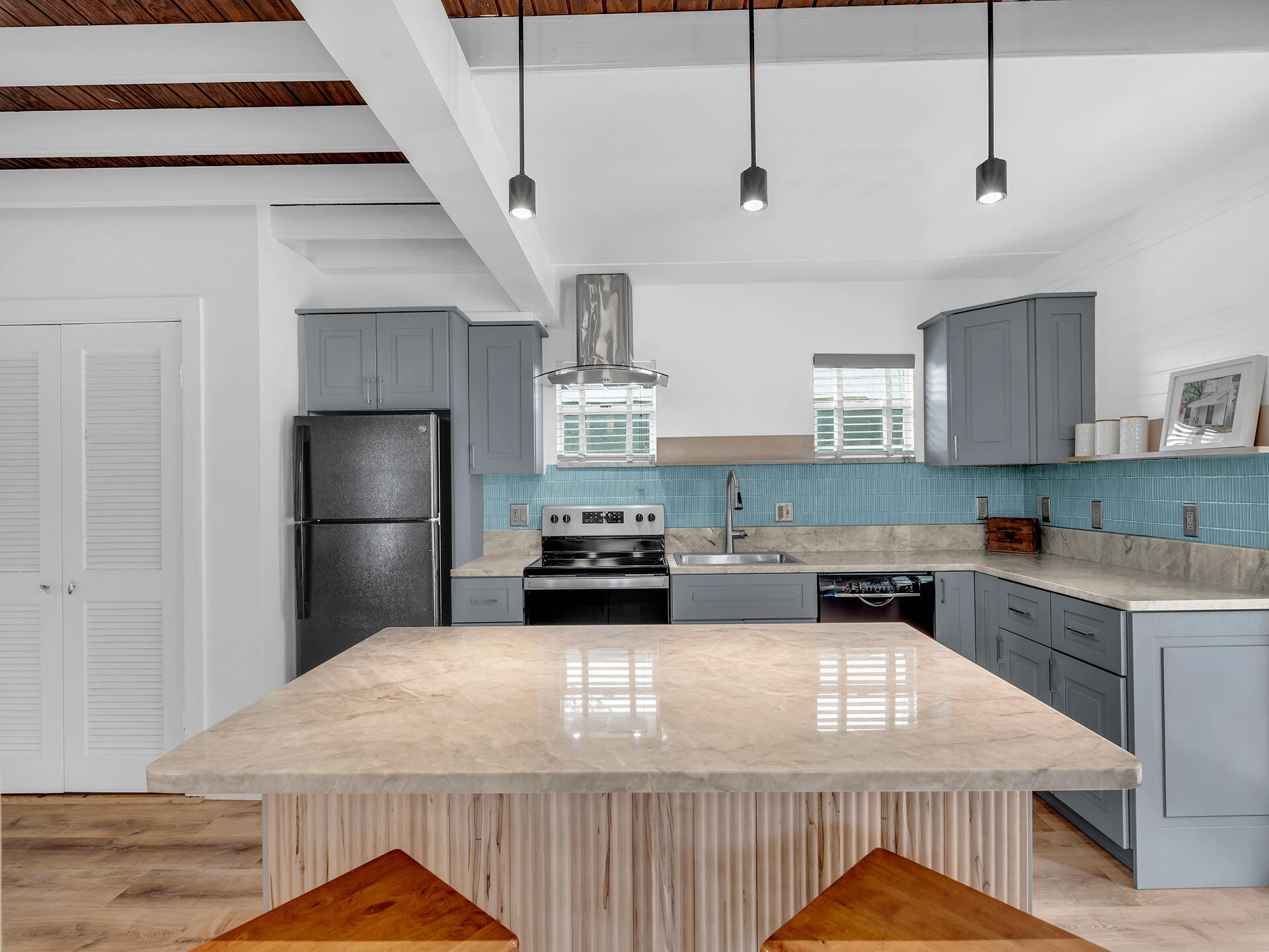 1510 Seminary Street Unit: B