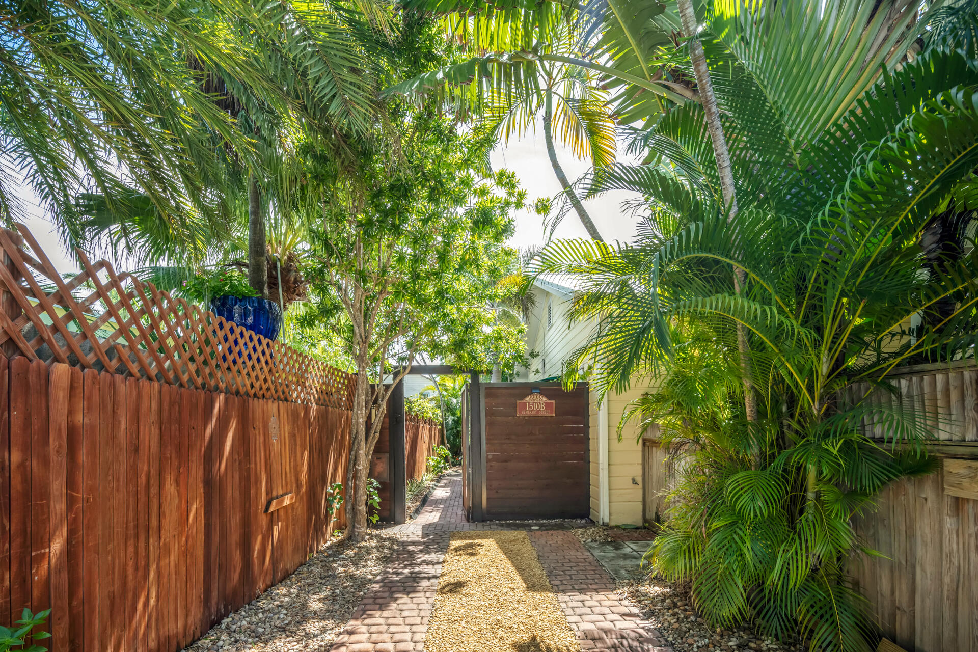 1510 Seminary Street Unit: B