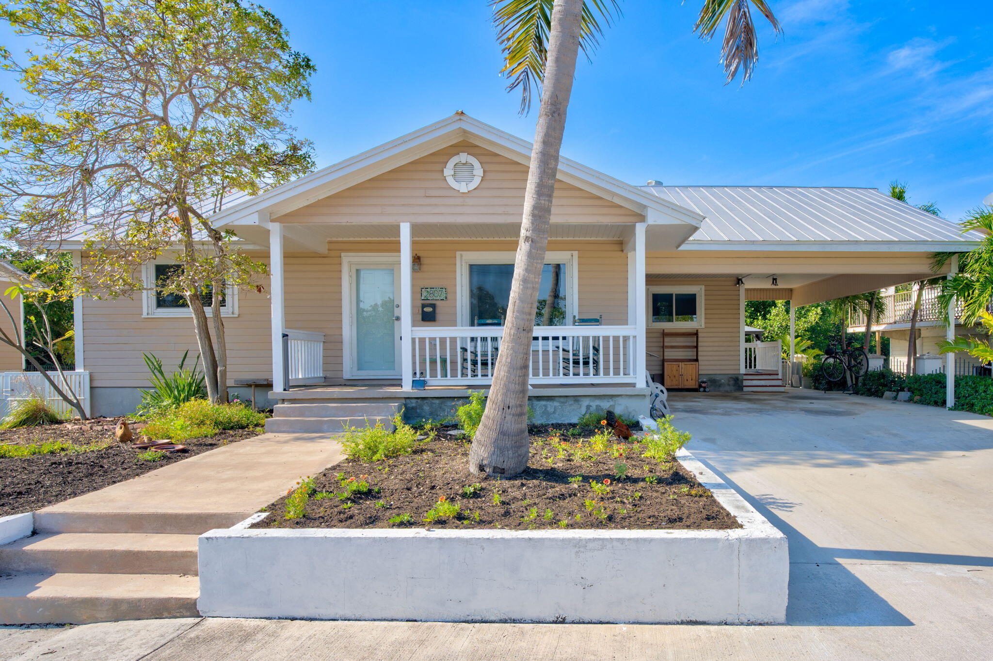 2807 Venetian Drive