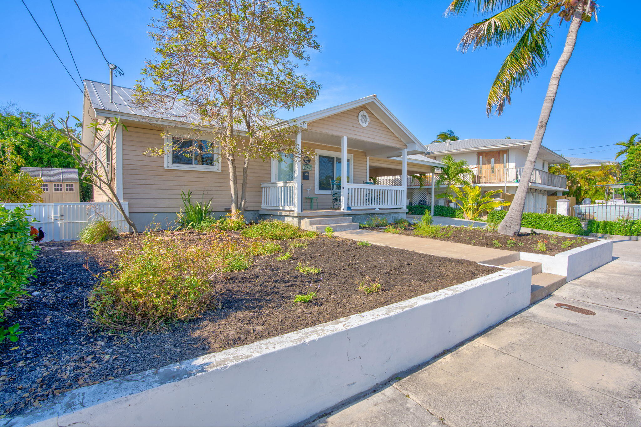 2807 Venetian Drive