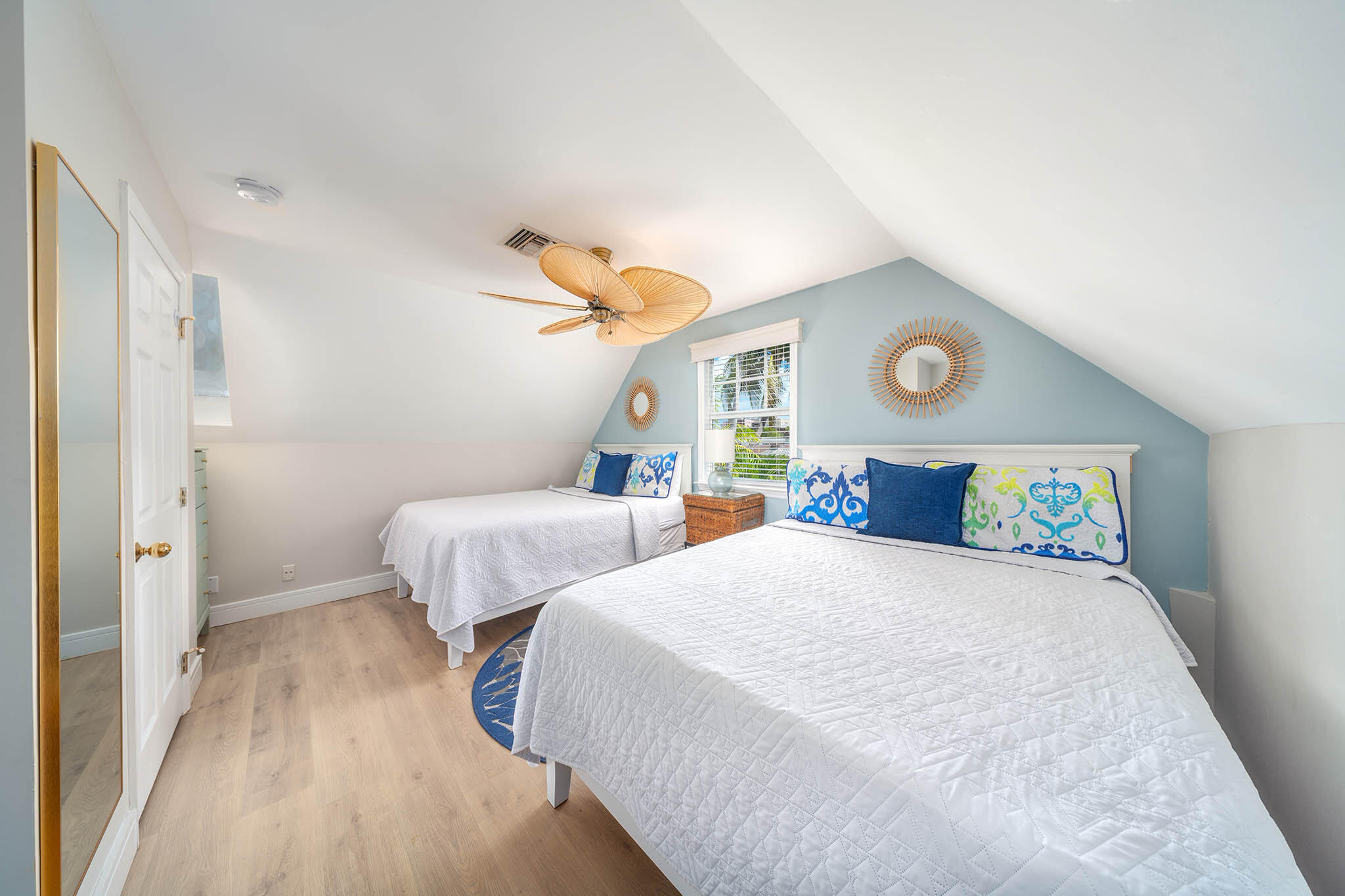 102 Admirals Lane