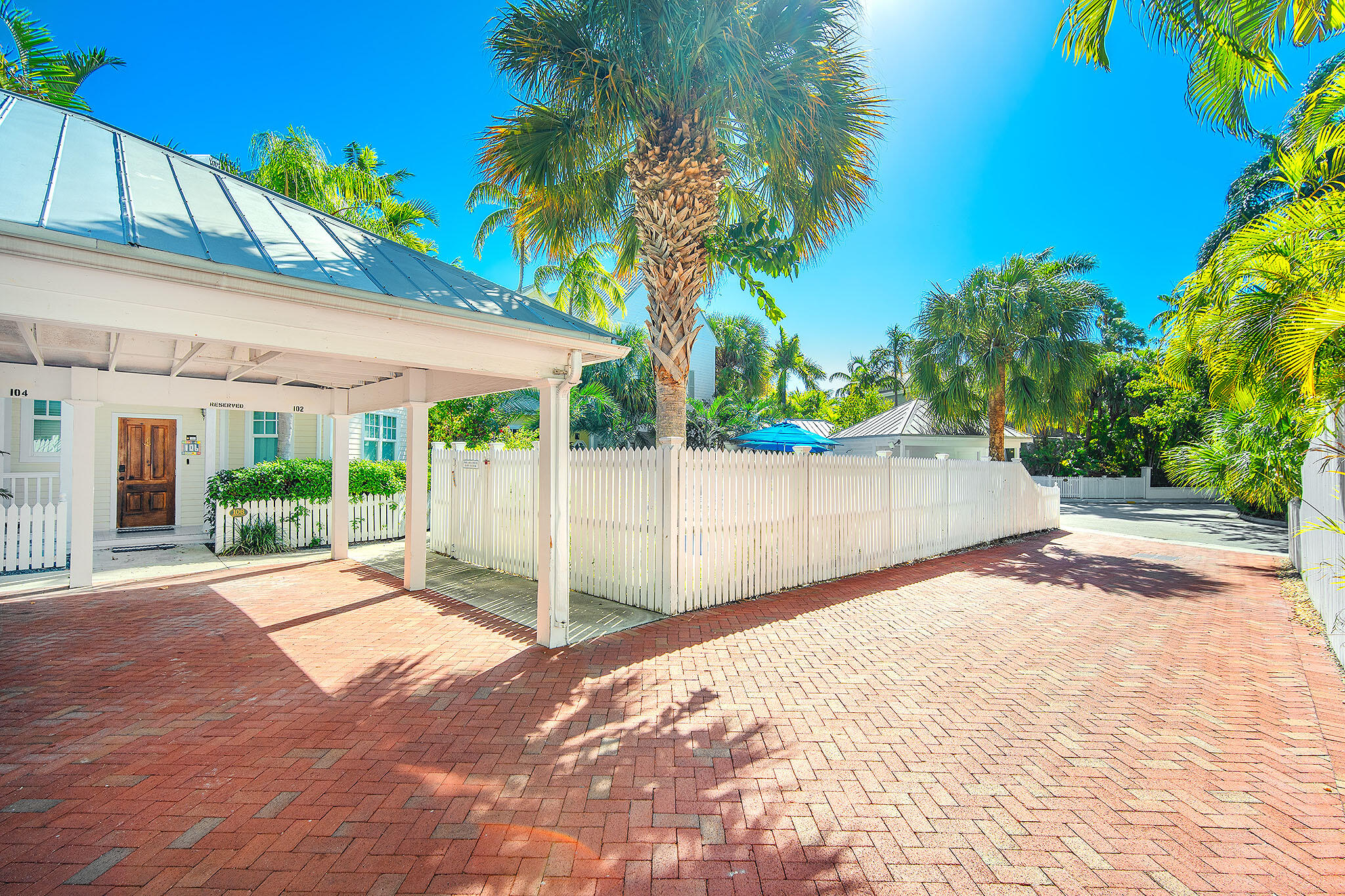 102 Admirals Lane