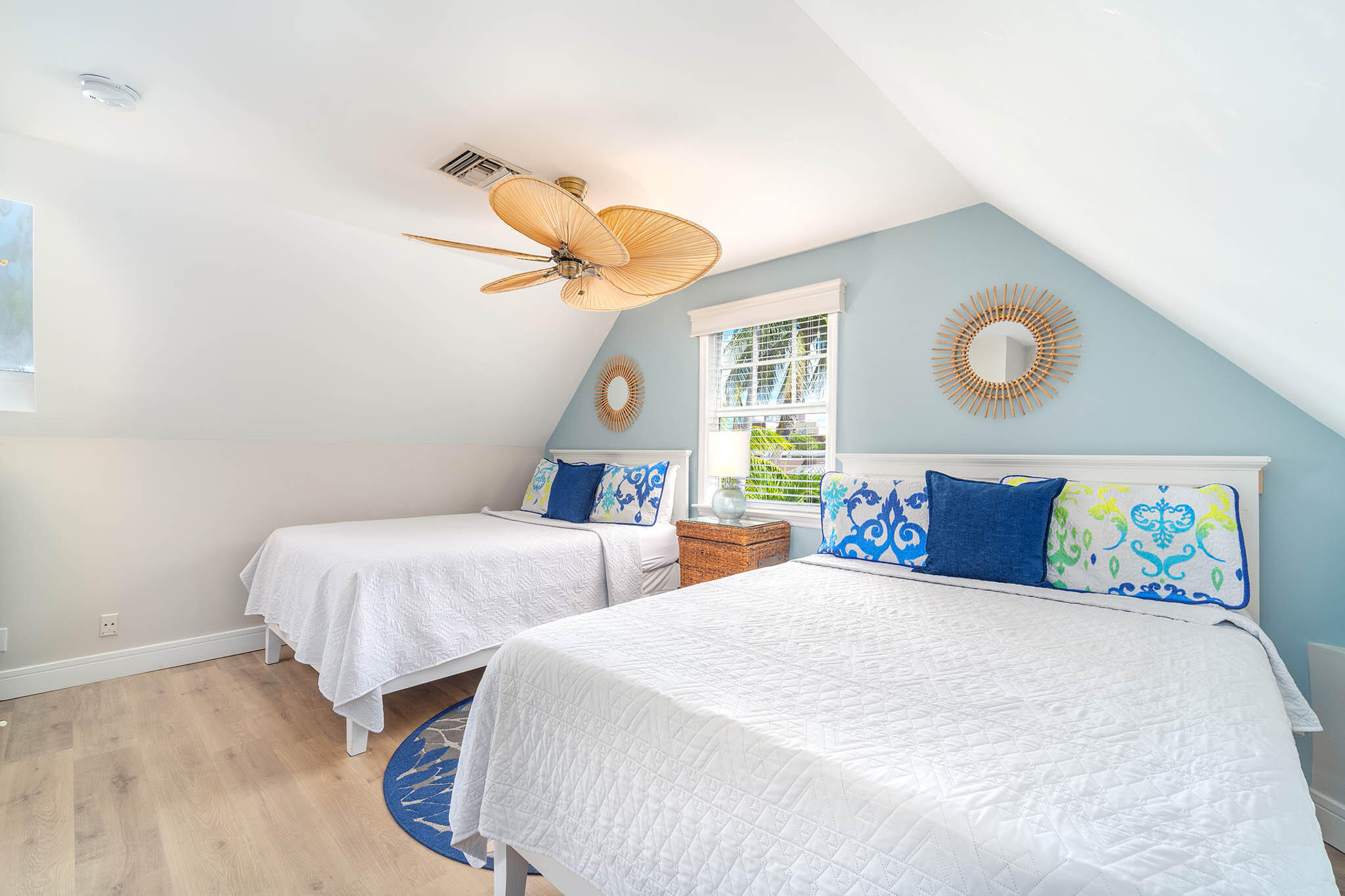 102 Admirals Lane