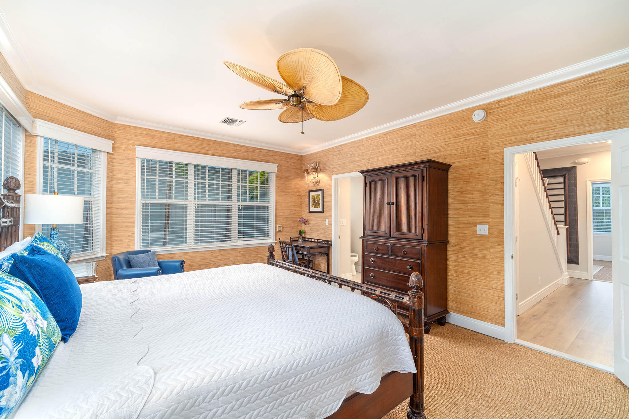 102 Admirals Lane