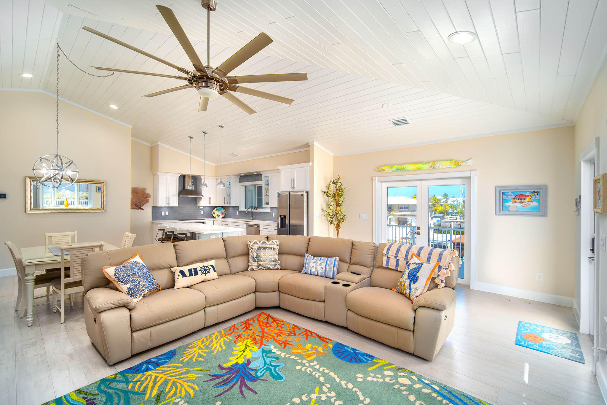 943 Flagship Drive