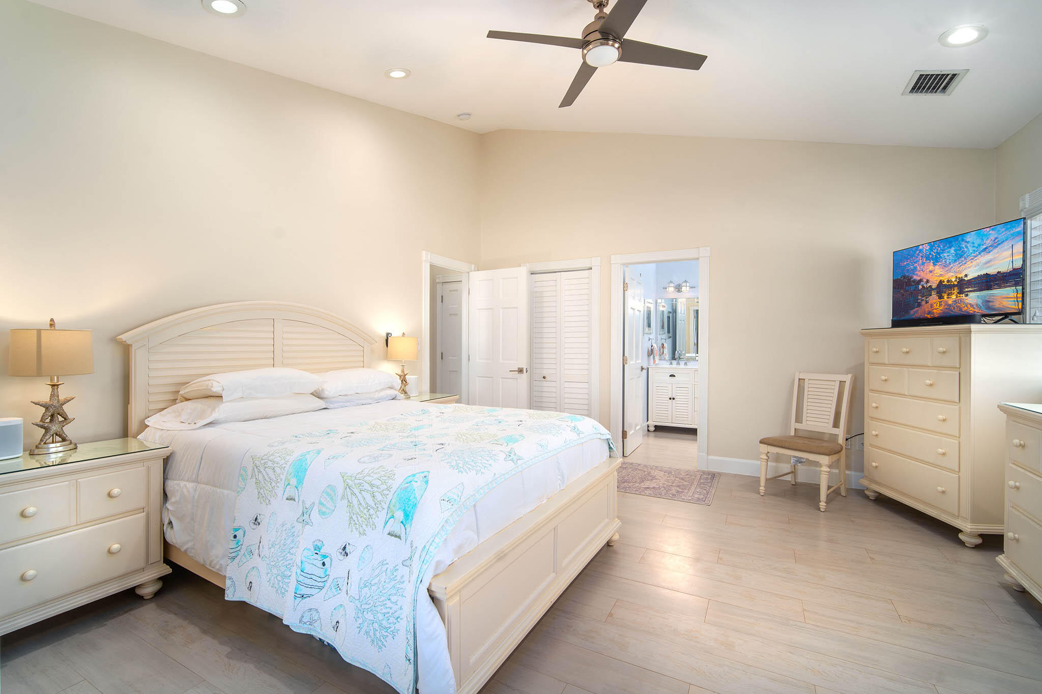 943 Flagship Drive
