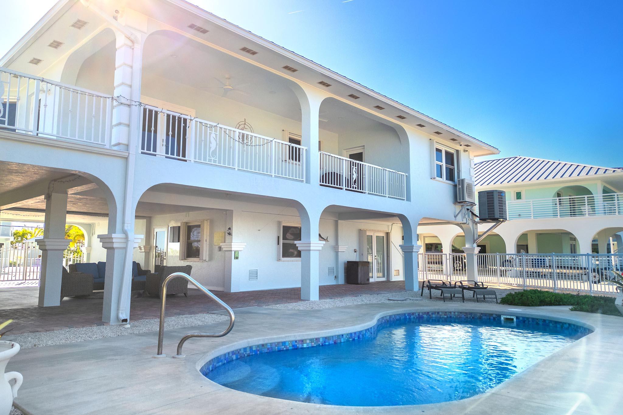 943 Flagship Drive