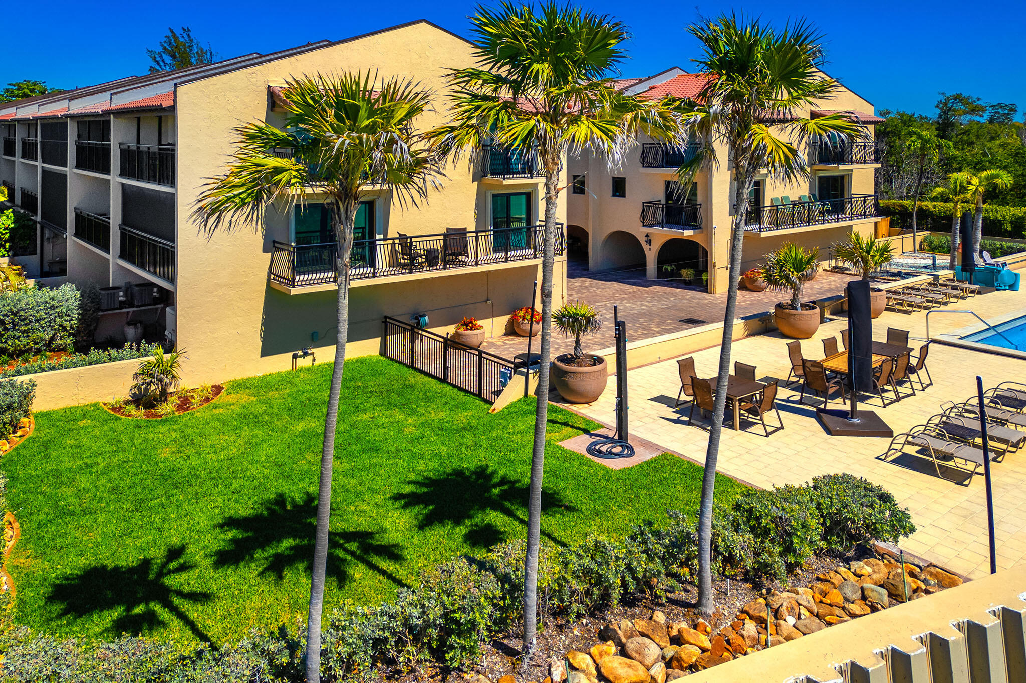 1616 Atlantic Boulevard Unit: 6