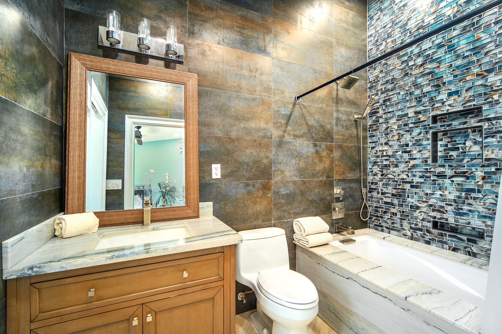 1616 Atlantic Boulevard Unit: 6
