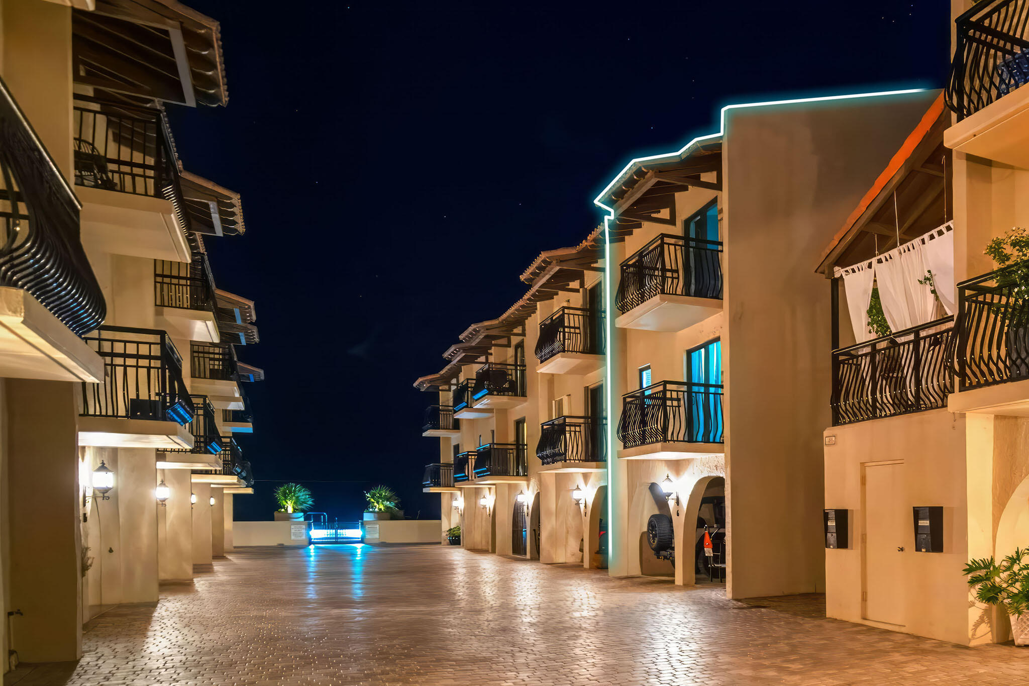 1616 Atlantic Boulevard Unit: 6