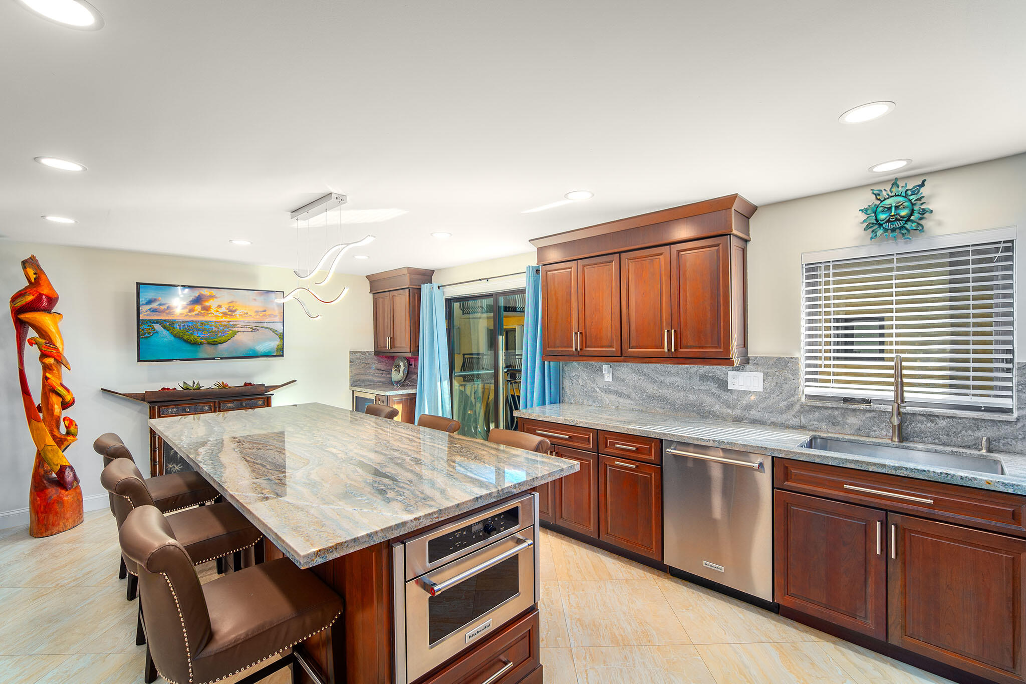 1616 Atlantic Boulevard Unit: 6