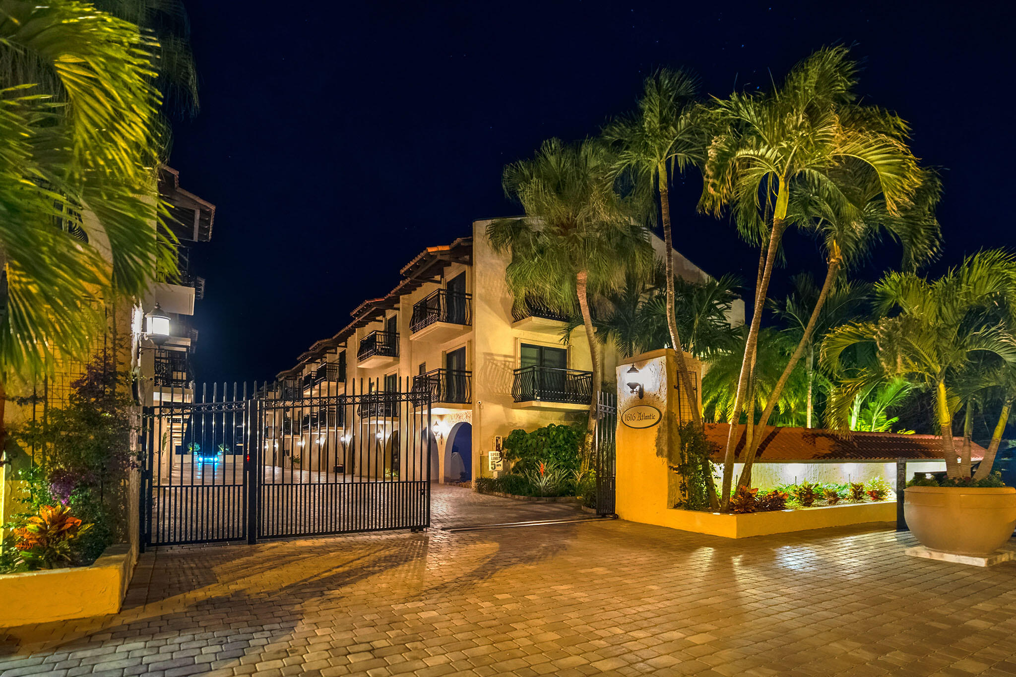 1616 Atlantic Boulevard Unit: 6