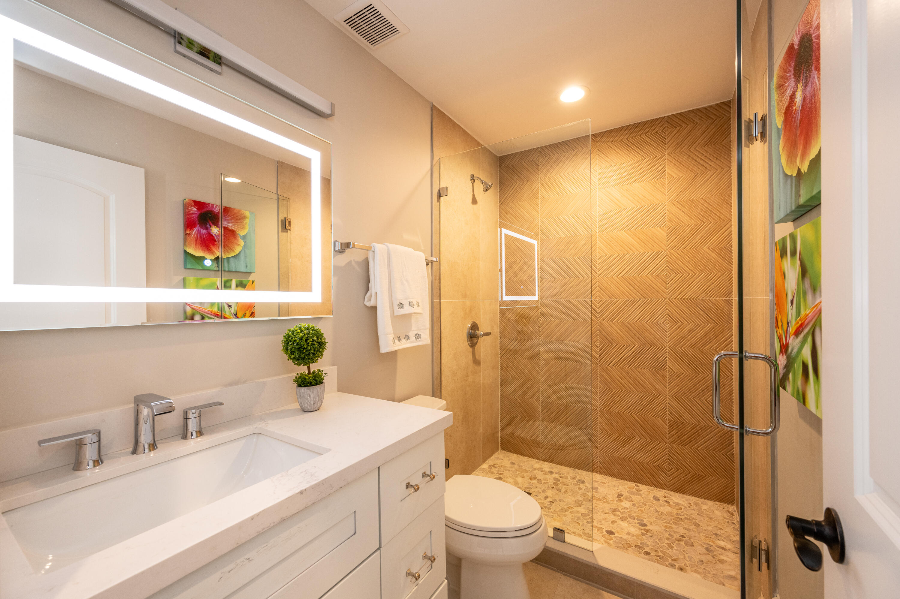 925 Whitehead Street