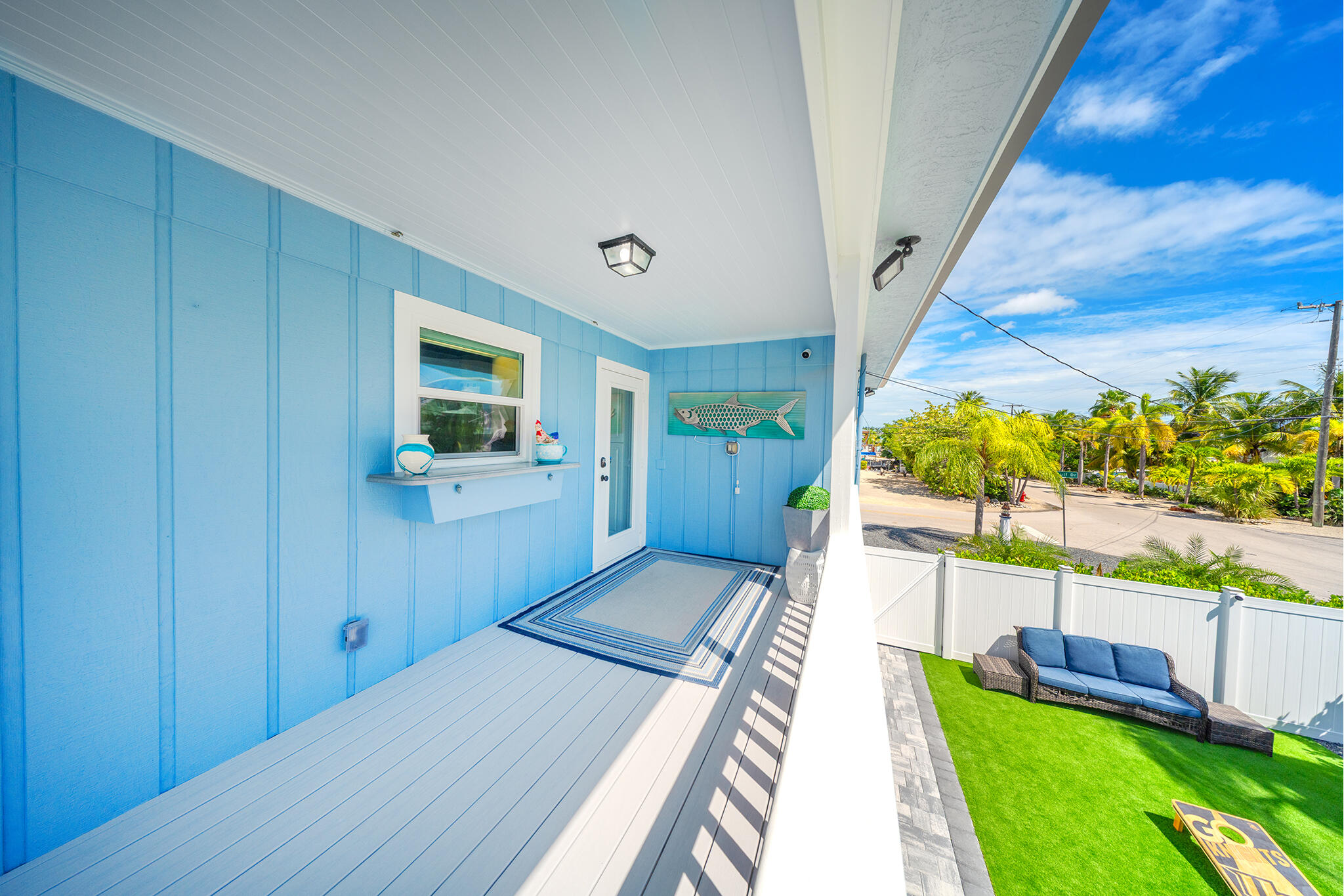 876 Gulf Drive