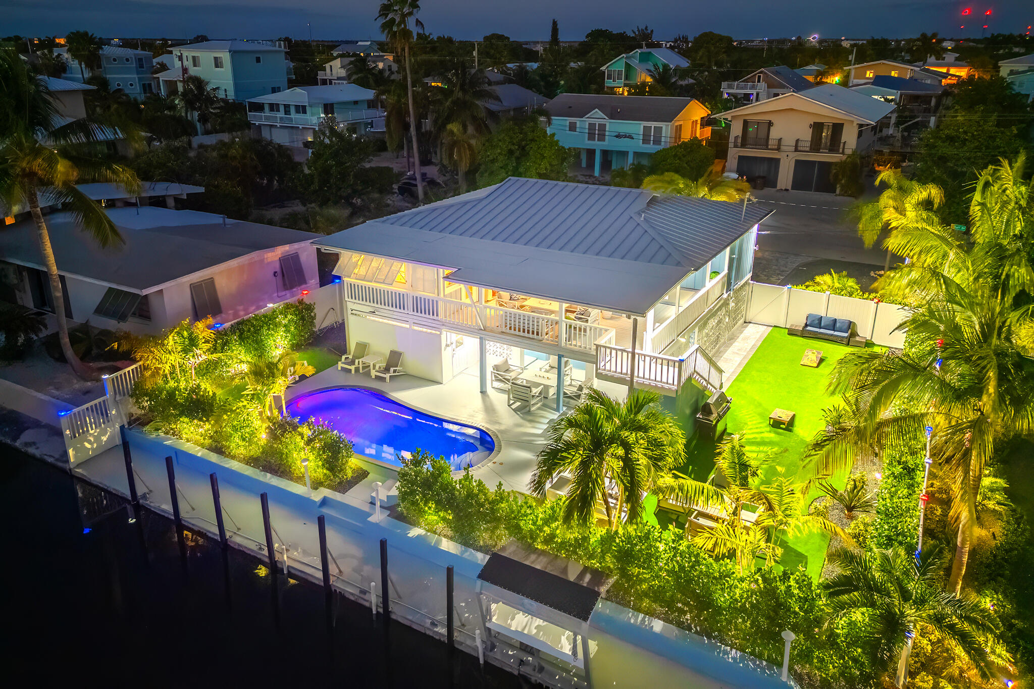 876 Gulf Drive