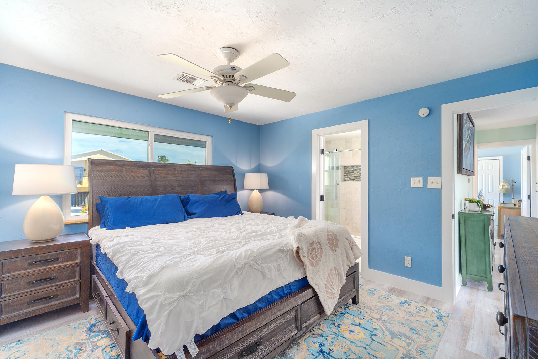 876 Gulf Drive