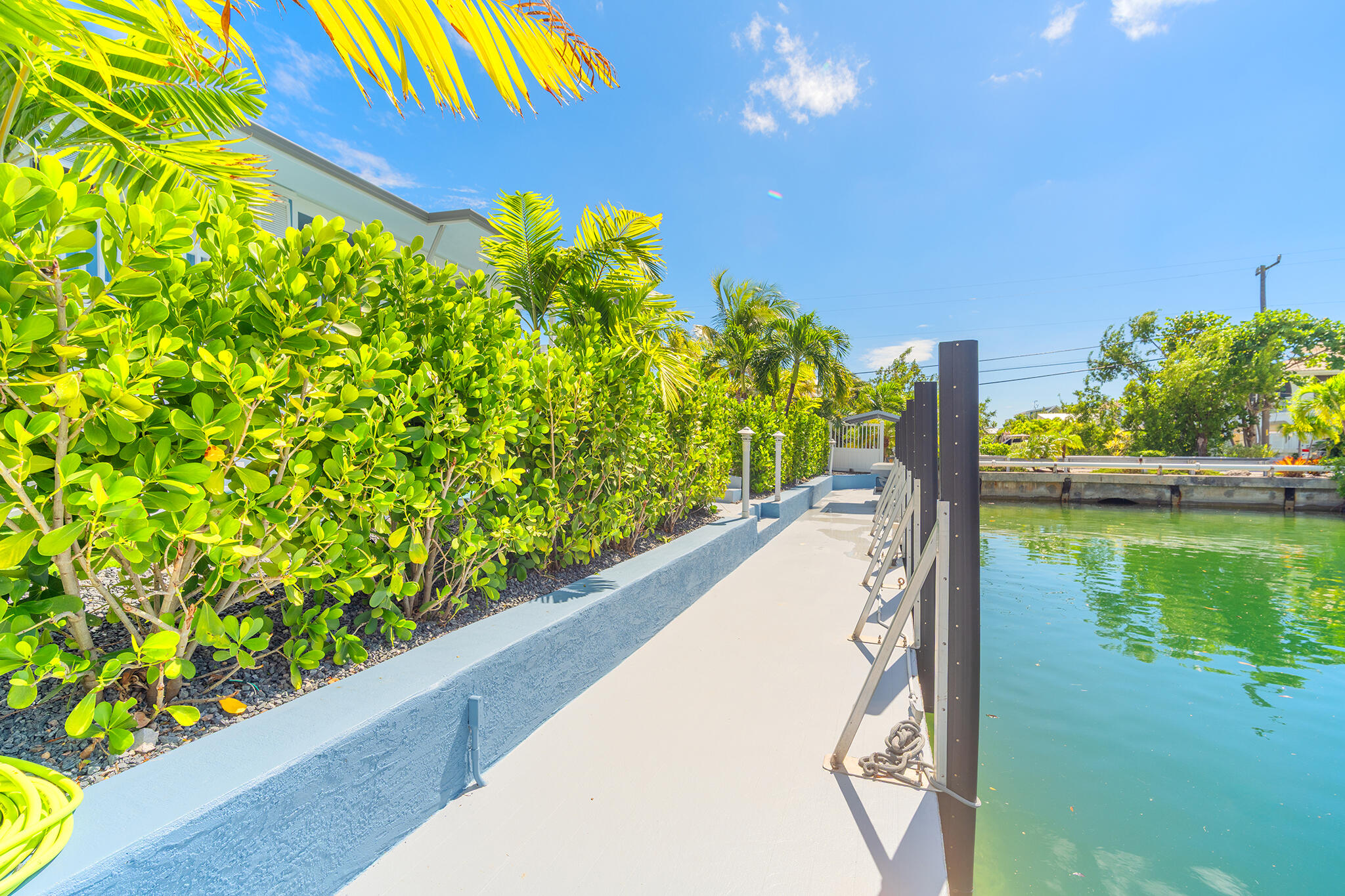 876 Gulf Drive