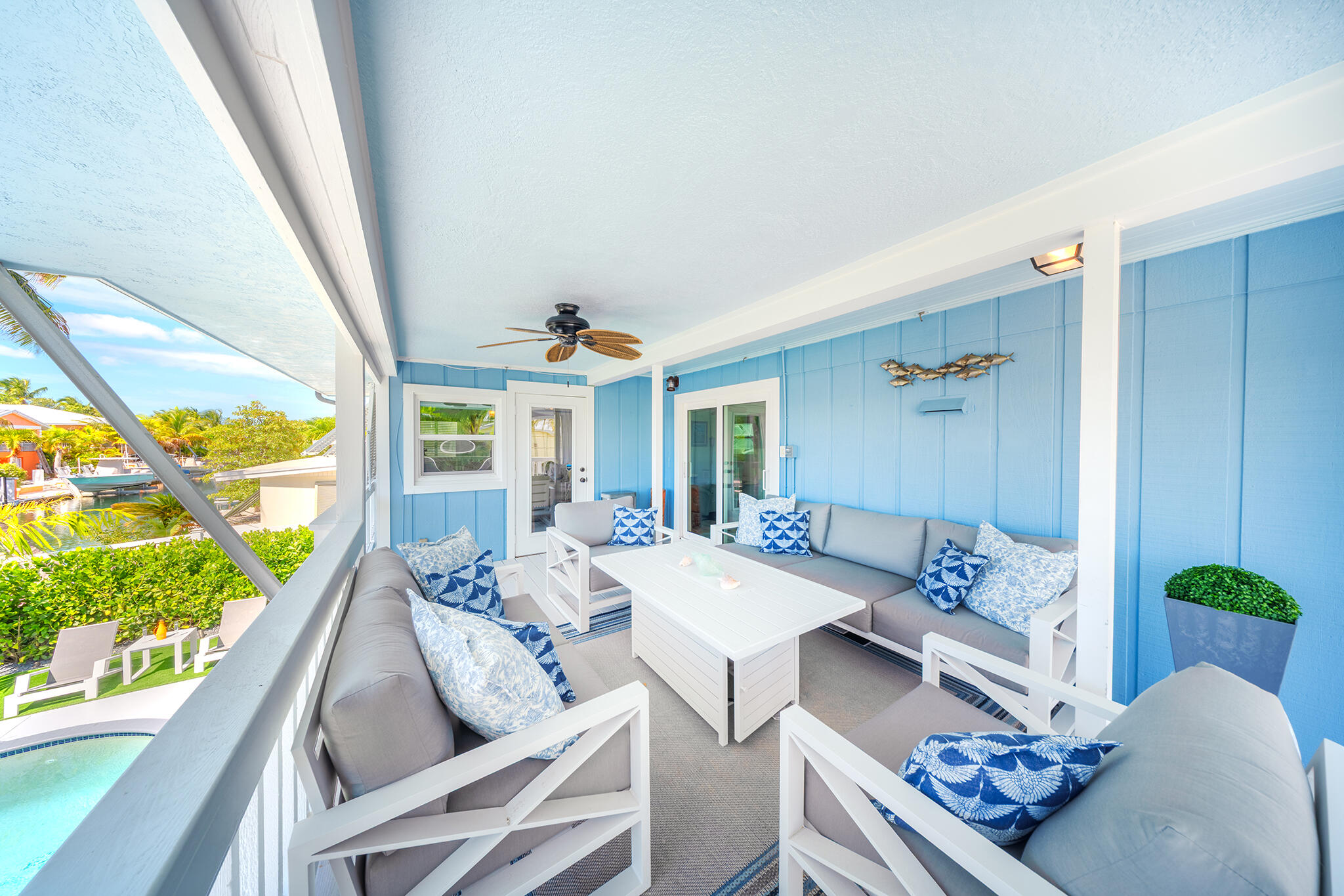 876 Gulf Drive