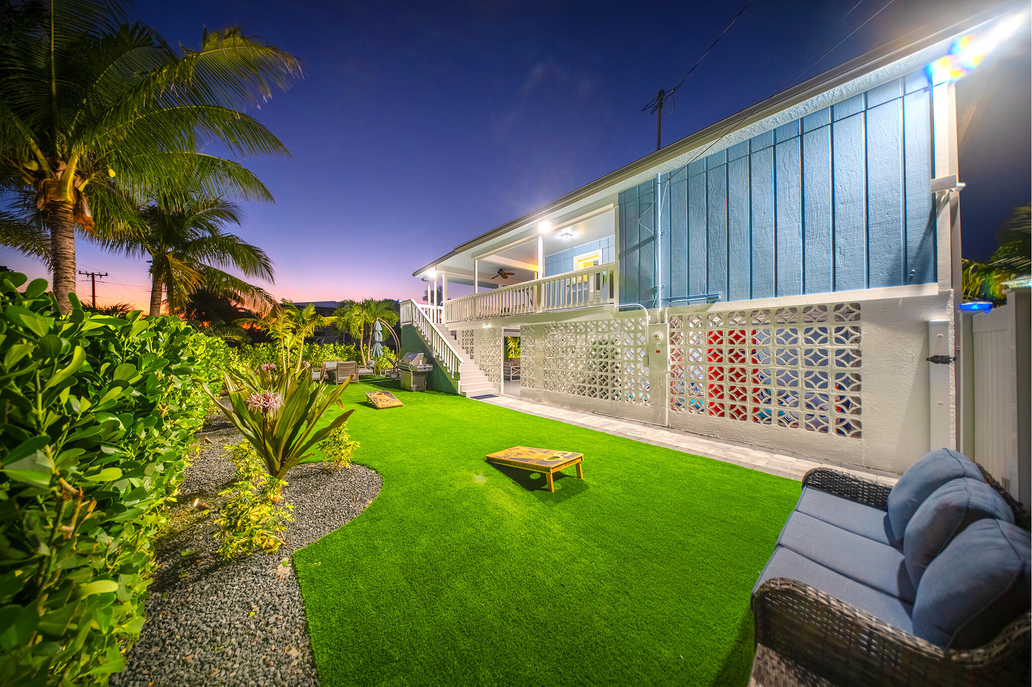 876 Gulf Drive