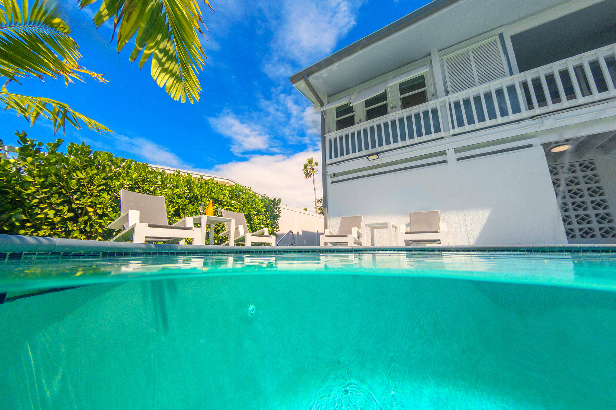 876 Gulf Drive