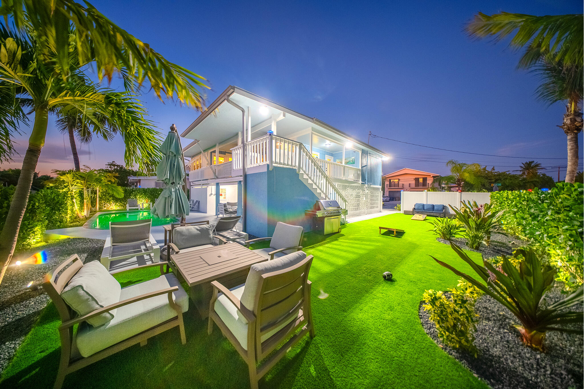 876 Gulf Drive