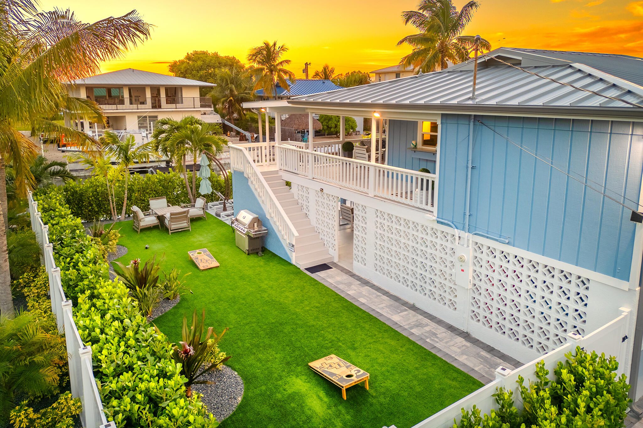 876 Gulf Drive