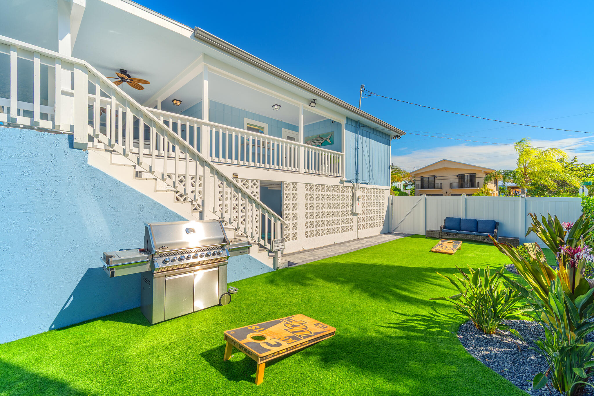 876 Gulf Drive