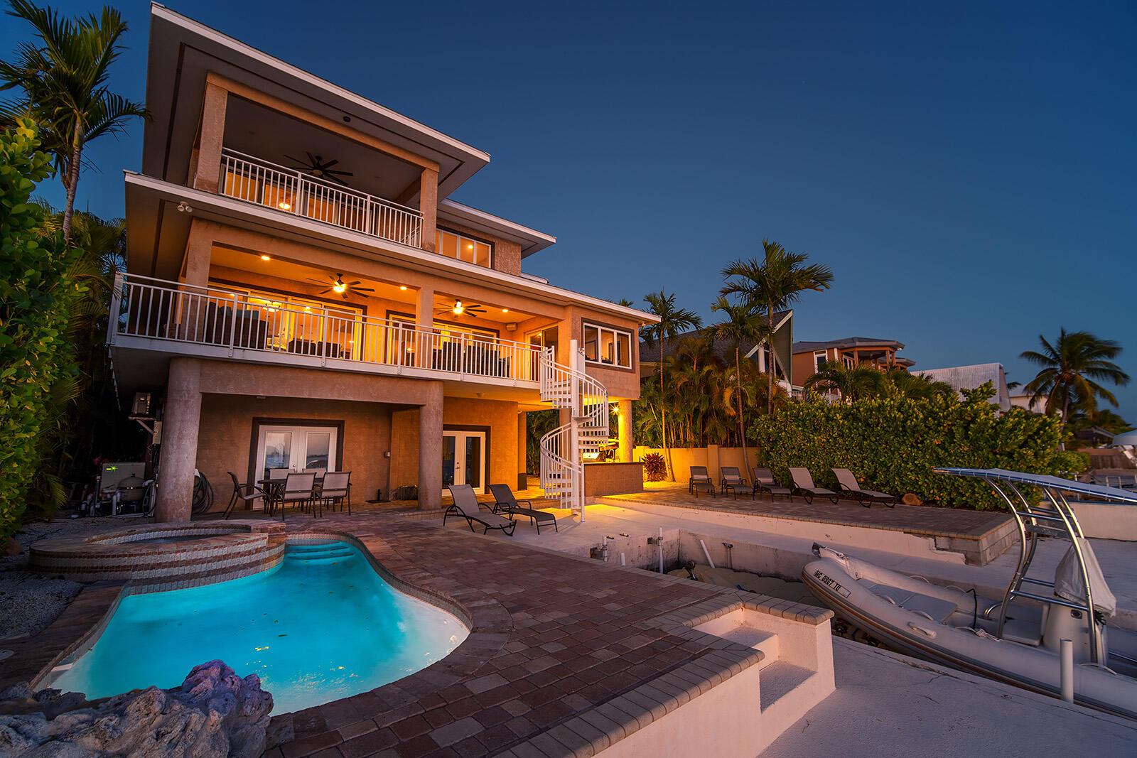 414 E Caribbean Drive