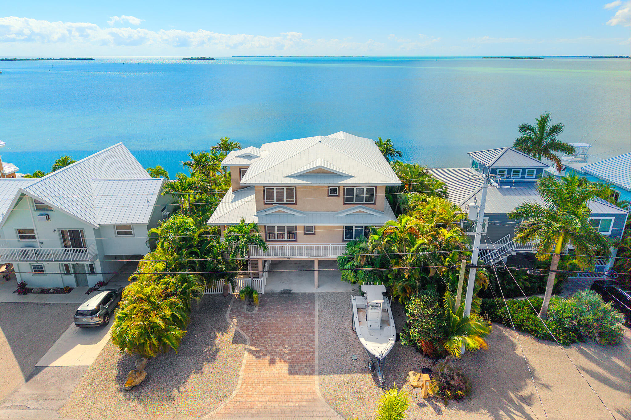 414 E Caribbean Drive