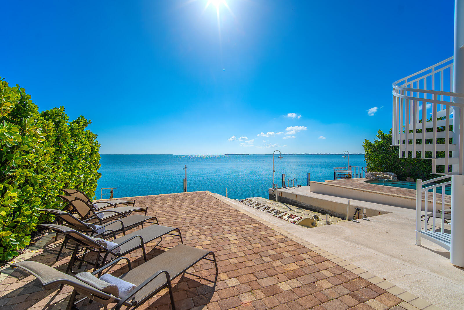 414 E Caribbean Drive