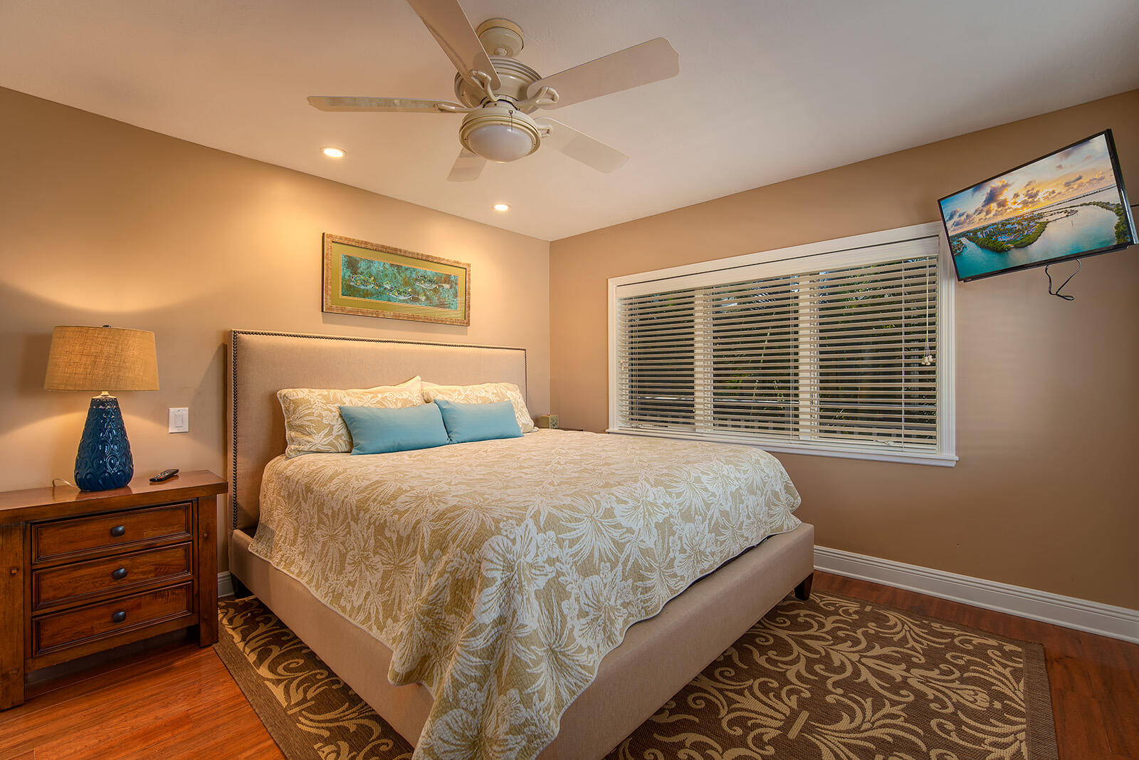 414 E Caribbean Drive