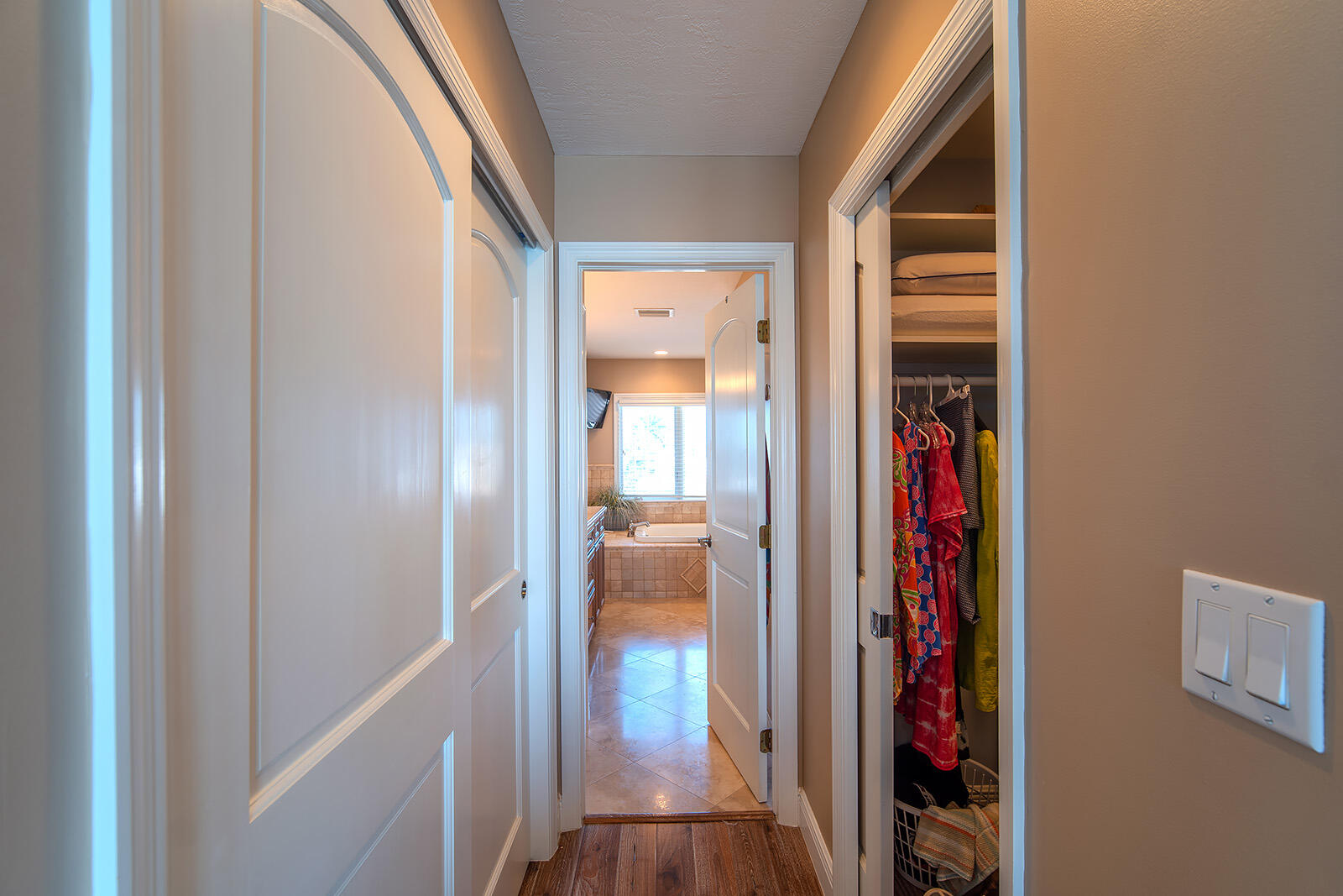 414 E Caribbean Drive