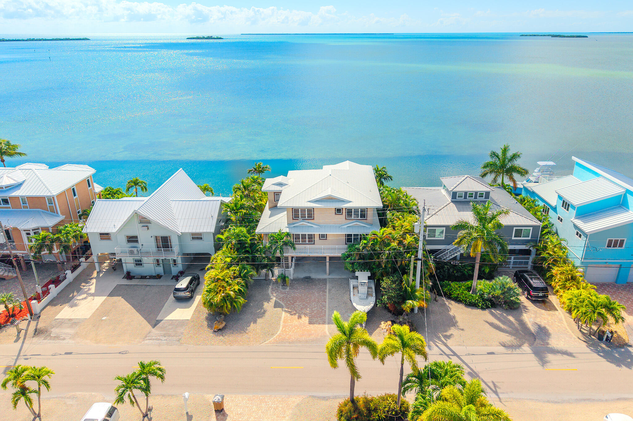 414 E Caribbean Drive